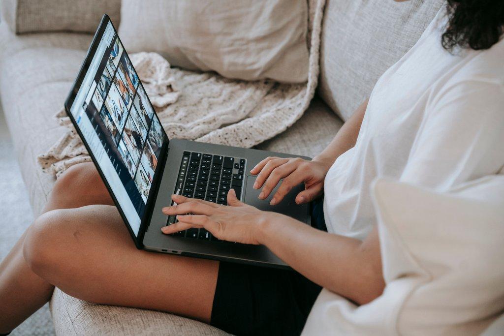 Content team publishing articles on a WordPress blog.
